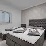 Apartment Fijala