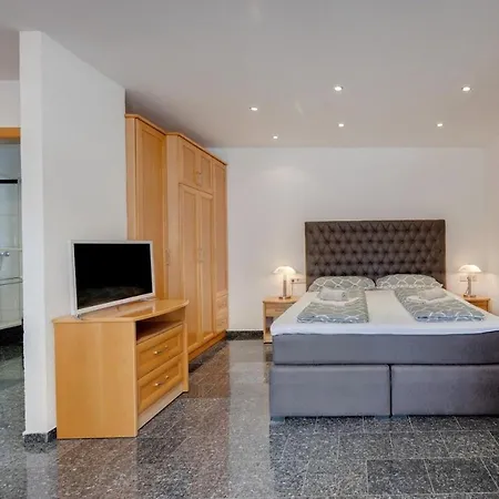 Fijala * קריקווניצה