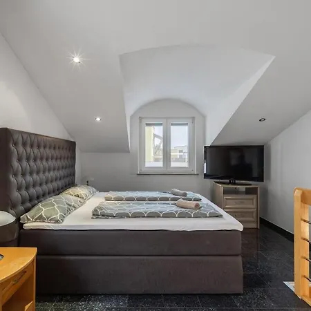 Fijala * קריקווניצה